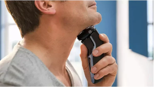 Philips Wet or Dry electric shaver Series 3000 Philips Wet or Dry electric shaver Series 3000