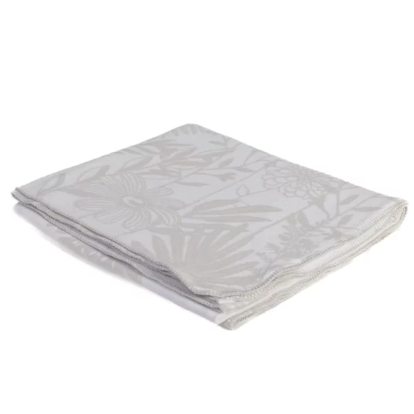 Haven & Earth Amanda Cotton Meadow Throw Haven & Earth Amanda Cotton Meadow Throw Fog / White