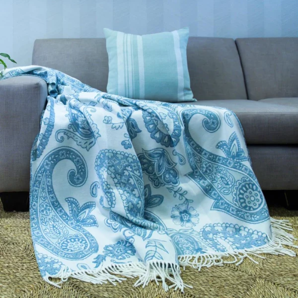 Haven & Earth Bella Vita Paisley Throw Haven & Earth Bella Vita Paisley Throw Provincial Blue/Eggshell