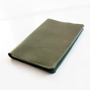 Pieter De Jager Leather Notebooks – A5 Olive Green Pieter De Jager Leather Notebooks - A5 Olive Green
