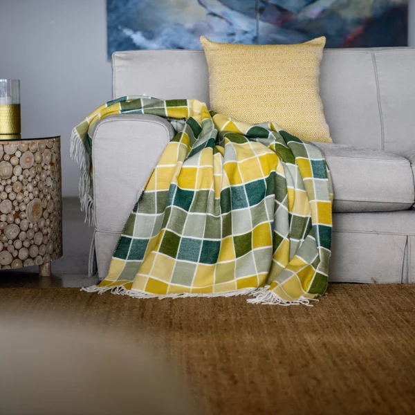 Haven & Earth Bella Vita Pixels Throw Haven & Earth Bella Vita Throw - Bottle / Hunter
