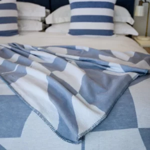 Haven & Earth Amanda Cotton Shapes Throw - Overcast Sky/White