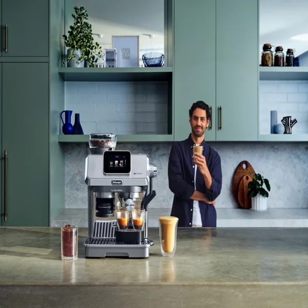 Delonghi - La Specialista Touch Manual Pump Espresso Machine - EC9455.M